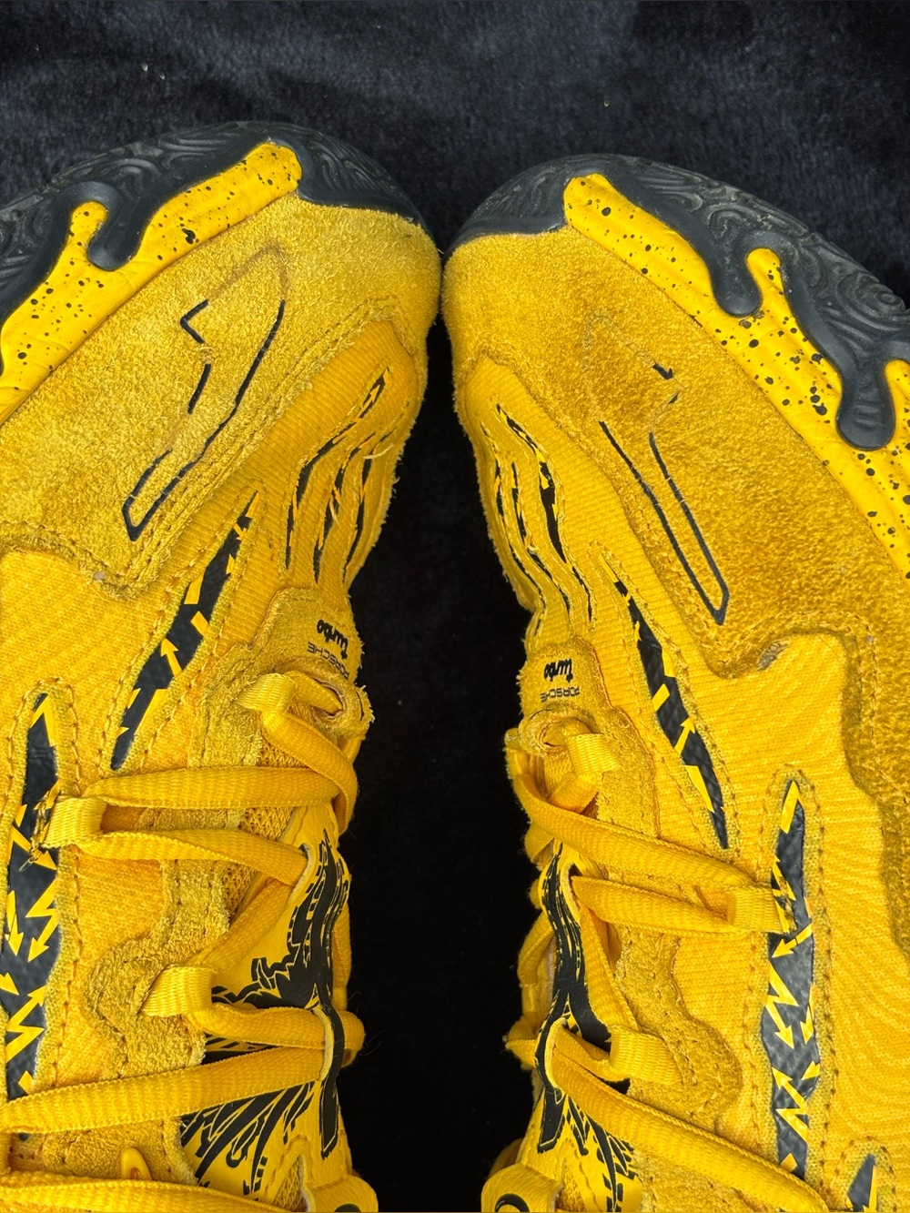 Puma Porsche x MB.03 Sport Yellow 309847-01 Men’s Size 9.5 Basketball Shoes EUC - Picture 12 of 12